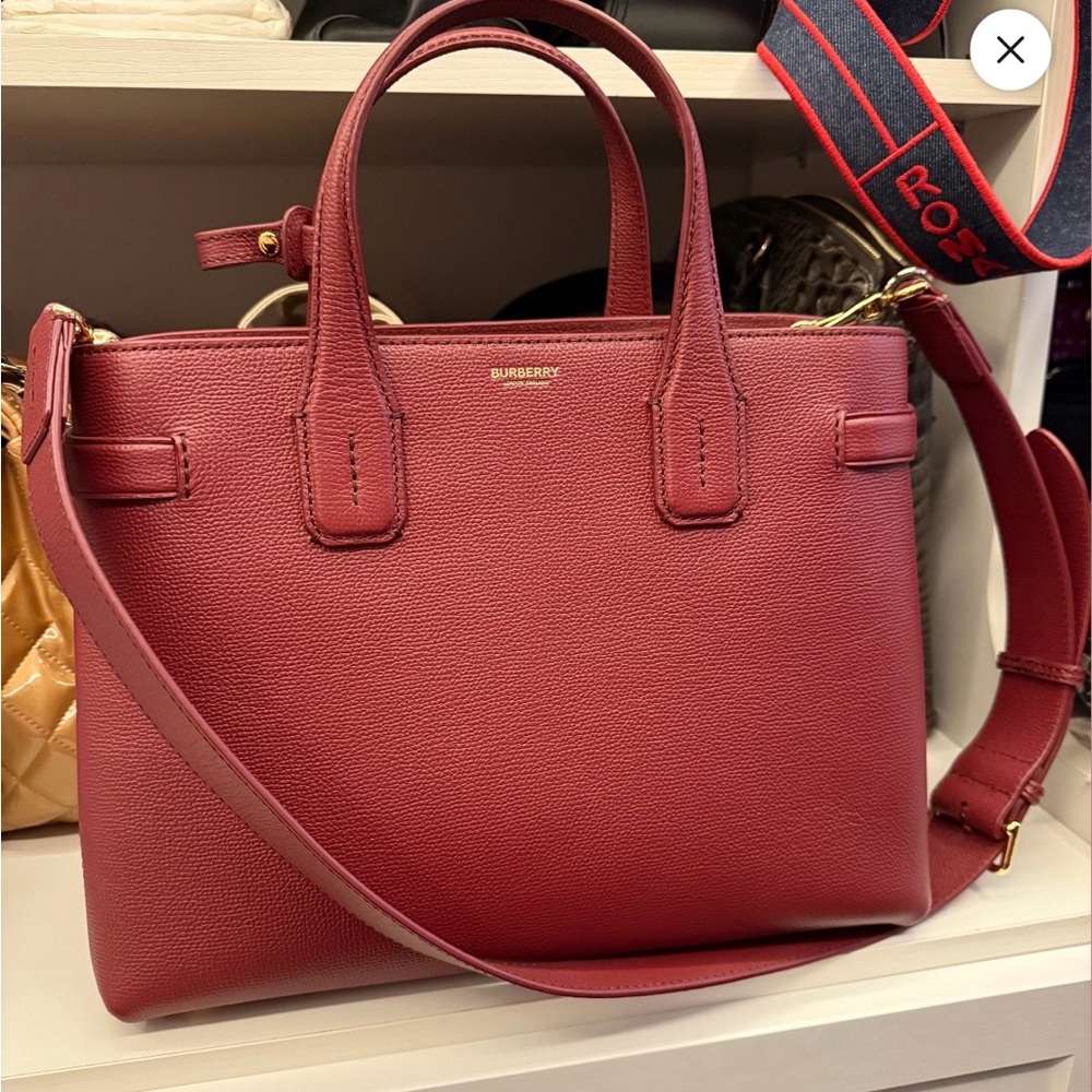Burberry Crimson Banner HHL Bag - Picture 2 of 15